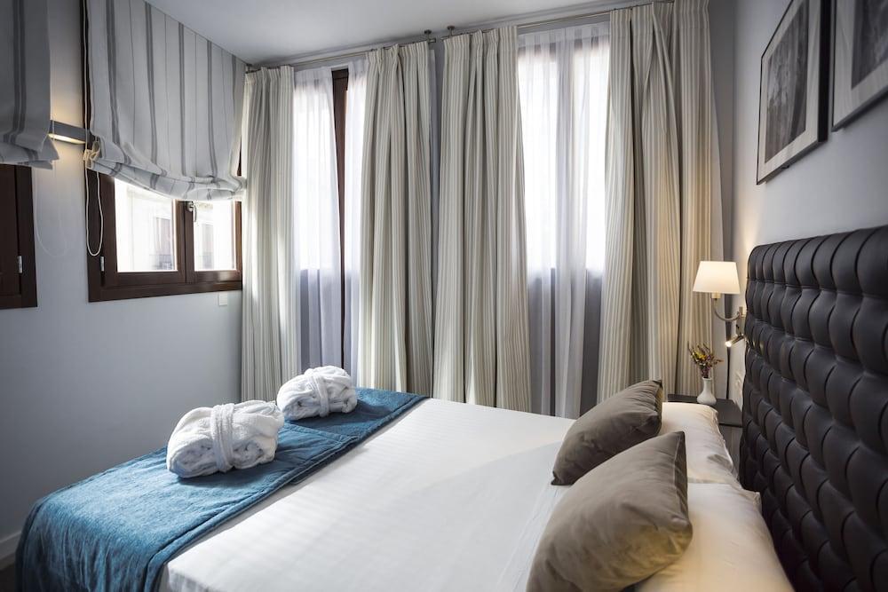 La Casa De La Trinidad Suites กรานาดา ภายนอก รูปภาพ